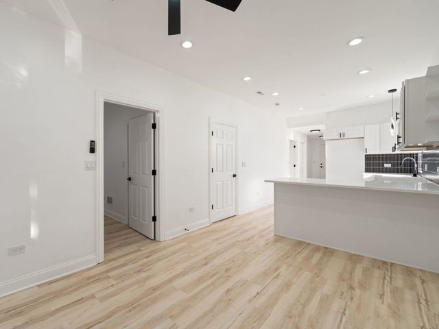 7337 S Green Street, Chicago, IL 60621