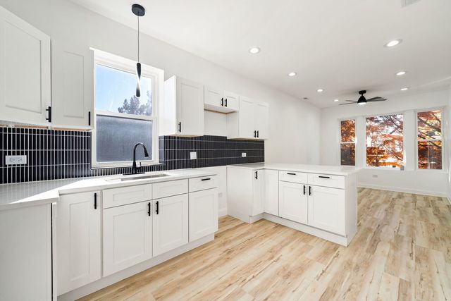 7337 S Green Street, Chicago, IL 60621