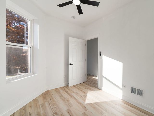 7337 S Green Street, Chicago, IL 60621