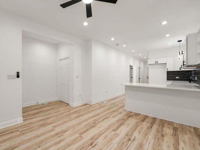 7337 S Green Street, Chicago, IL 60621