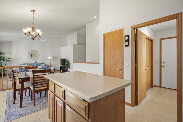 1110 Velvet Leaf Drive, Madison, WI 53719