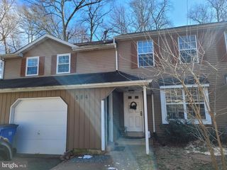 564 S Dove Rd # B, Yardley, PA 19067