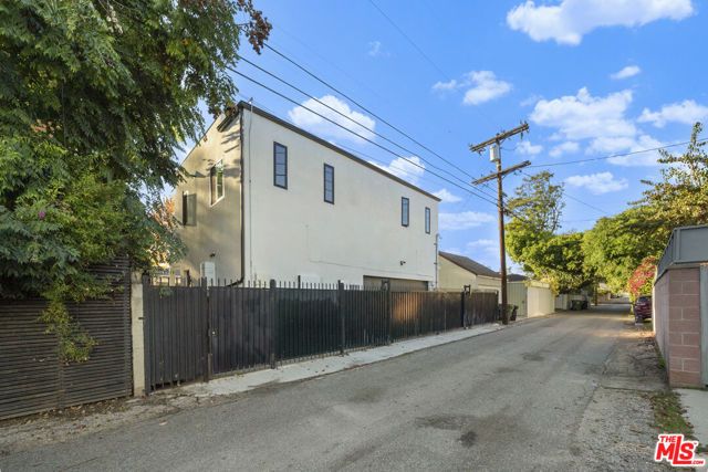 2646 Westwood Boulevard, Los Angeles, CA 90064