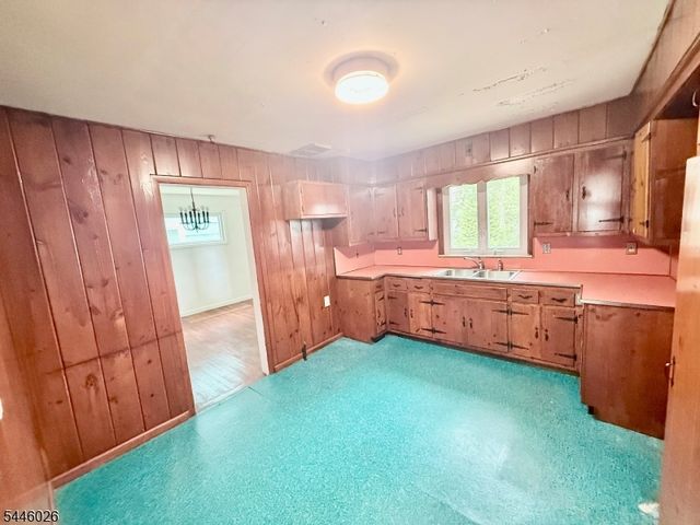 3 Northview Ter, Maplewood Twp., NJ 07040