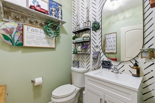 112 Saloon Cove E, Newark, TX 76071