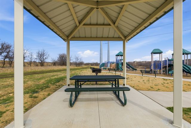 112 Saloon Cove E, Newark, TX 76071