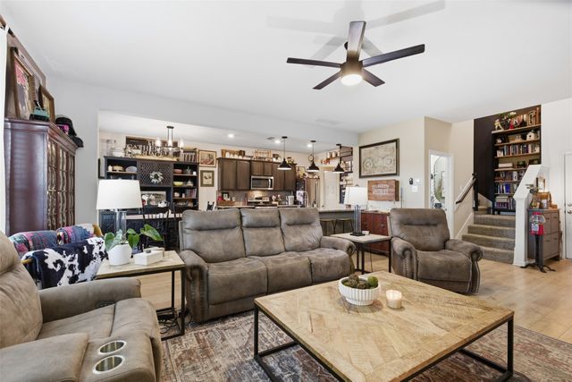 112 Saloon Cove E, Newark, TX 76071