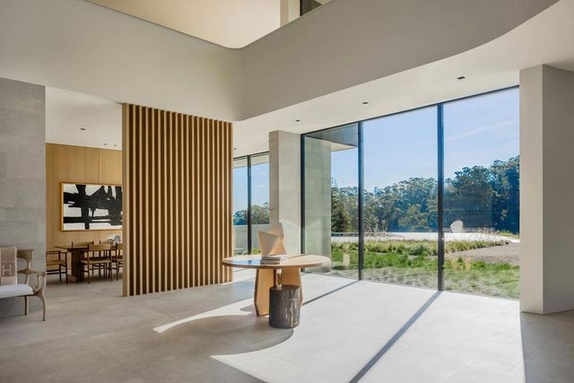 455 Pinehill Road, Hillsborough, CA 94010