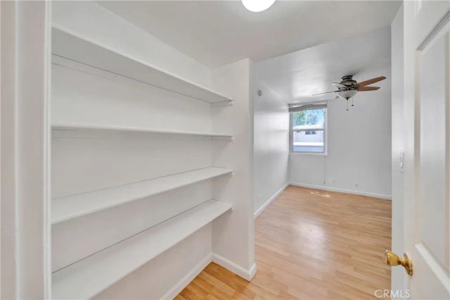 18620 Hatteras Street 247, Tarzana, CA 91356