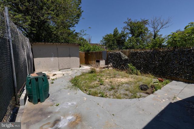 1137 SYCAMORE ST, Camden, NJ 08103