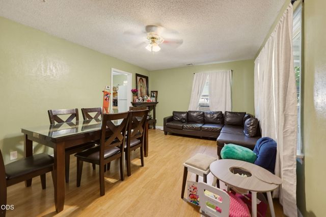 1407 Dakota Avenue, Medford, OR 97501