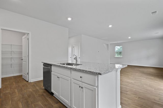 153 Cantley Way, Holly Hill, SC 29059