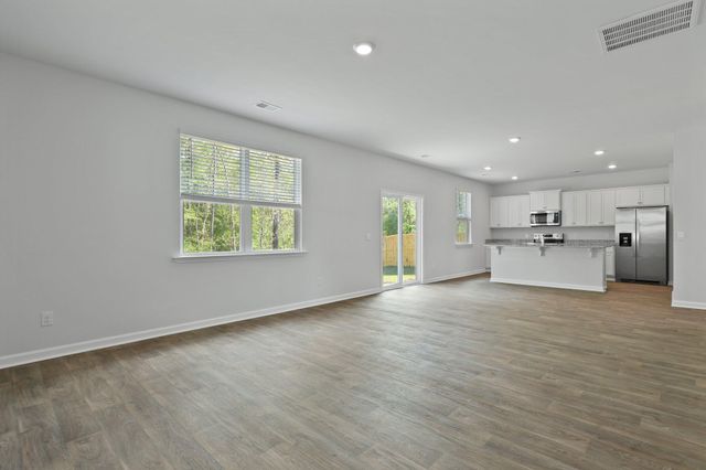 153 Cantley Way, Holly Hill, SC 29059