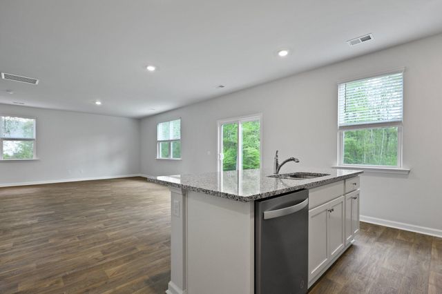 153 Cantley Way, Holly Hill, SC 29059