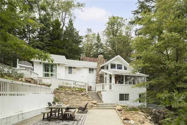 26498 Lake Forest Drive, Twin Peaks, CA 92391