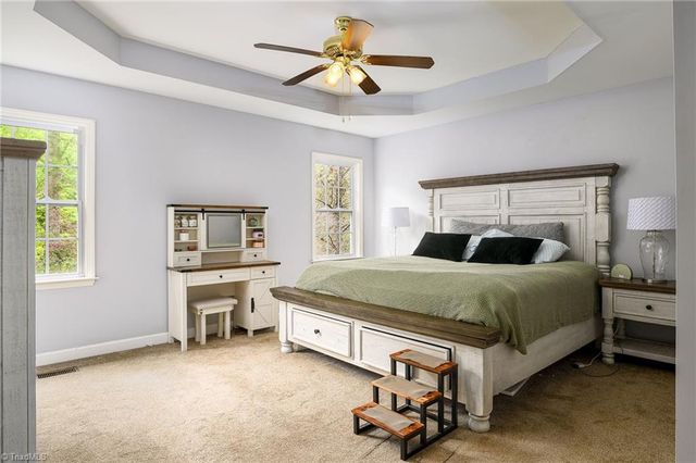 5711 Beaver Pond Trail, Pfafftown, NC 27040