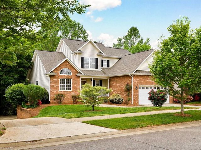 5711 Beaver Pond Trail, Pfafftown, NC 27040