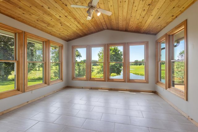 17732 Layton Court, Lakeville, MN 55044