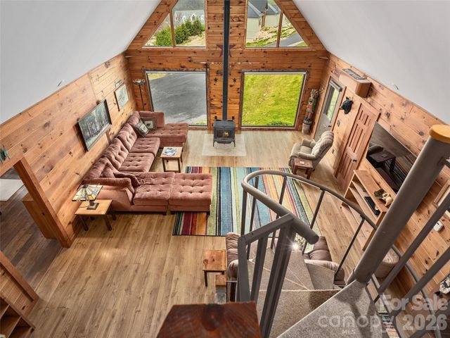 213 Rice Drive, Waynesville, NC 28785