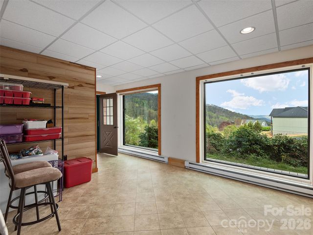 213 Rice Drive, Waynesville, NC 28785