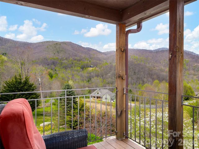 213 Rice Drive, Waynesville, NC 28785