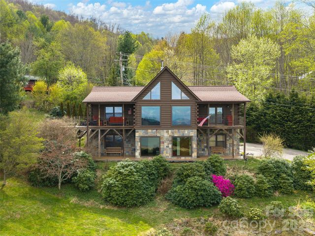 213 Rice Drive, Waynesville, NC 28785