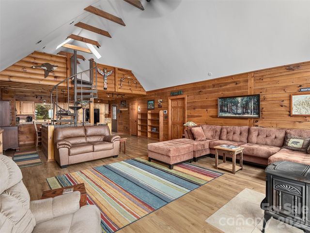213 Rice Drive, Waynesville, NC 28785