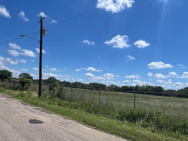 0006 1st Street, Crockett, TX 75835