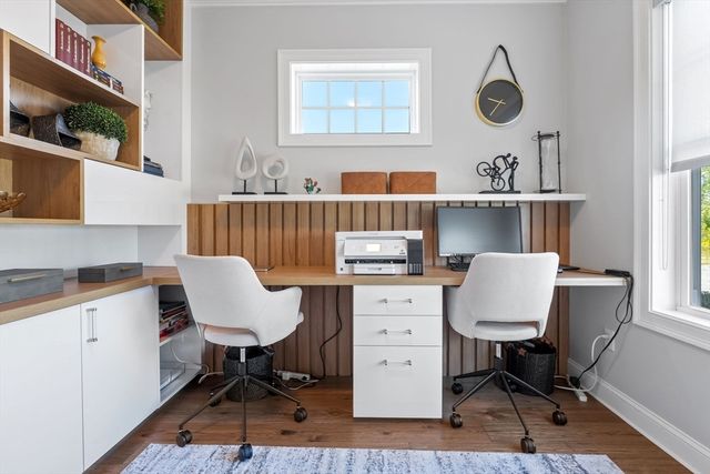 843 Ledgewood Way 843, Clinton, MA 01510