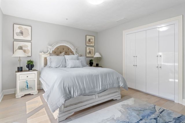 843 Ledgewood Way 843, Clinton, MA 01510