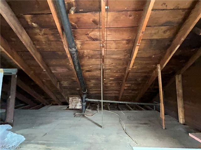 1315 E 143rd Street, East Cleveland, OH 44112