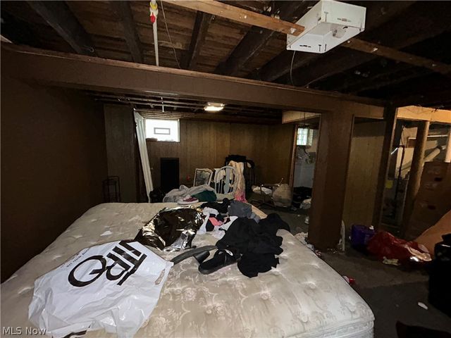 1315 E 143rd Street, East Cleveland, OH 44112