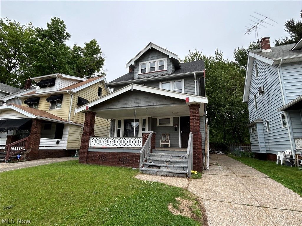 1315 E 143rd Street, East Cleveland, OH 44112