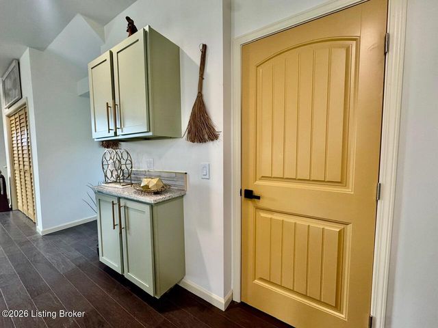 1009 Euclid Ave, Louisville, KY 40208