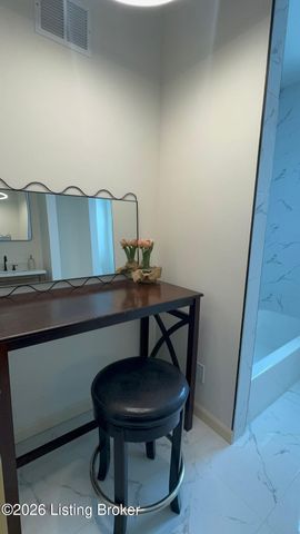 1009 Euclid Ave, Louisville, KY 40208