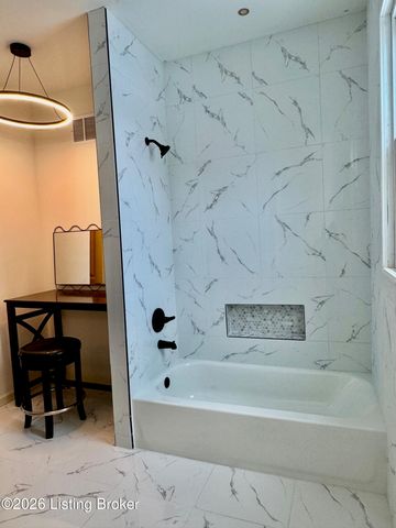 1009 Euclid Ave, Louisville, KY 40208