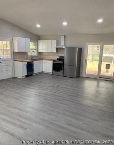 1615 Morehead Avenue, Fayetteville, NC 28303