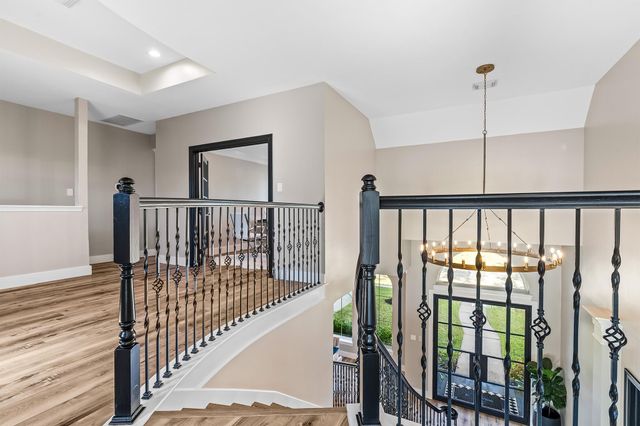 7714 Long Shadows Drive, Sugar Land, TX 77479