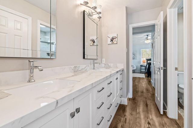 7714 Long Shadows Drive, Sugar Land, TX 77479