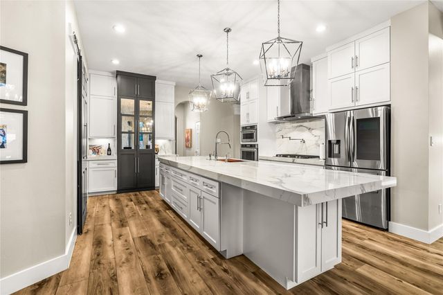 7714 Long Shadows Drive, Sugar Land, TX 77479