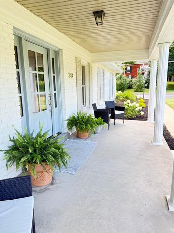 304 Westover Road, Frankfort, KY 40601