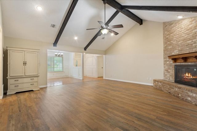 1004 Tillamook Street, Hewitt, TX 76643