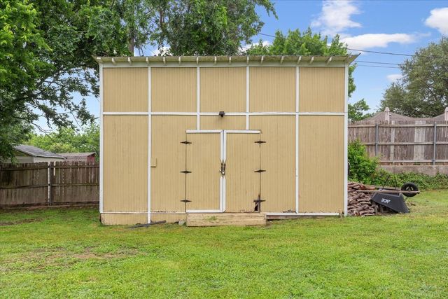 1004 Tillamook Street, Hewitt, TX 76643