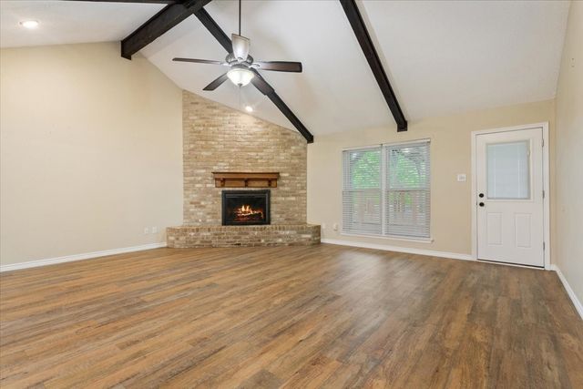 1004 Tillamook Street, Hewitt, TX 76643
