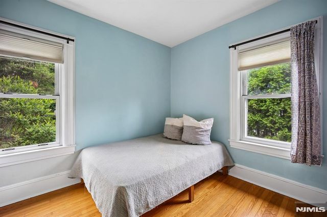 5 Ferguson Place, Glen Rock, NJ 07452