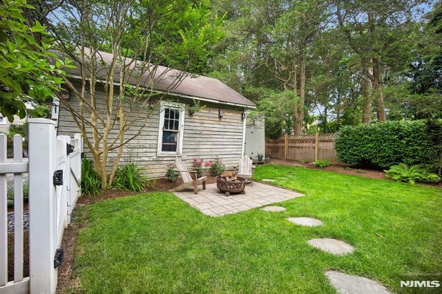 5 Ferguson Place, Glen Rock, NJ 07452