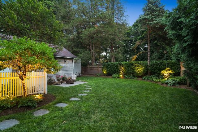 5 Ferguson Place, Glen Rock, NJ 07452