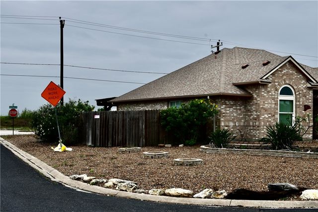 14005 Coquina Bay Ave, Corpus Christi, TX 78418