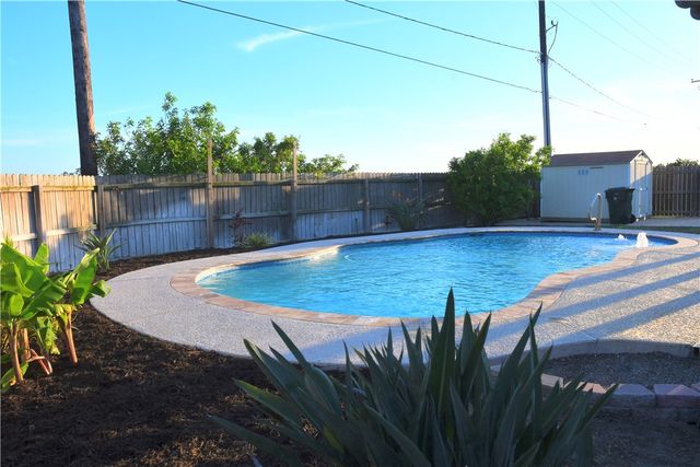 14005 Coquina Bay Ave, Corpus Christi, TX 78418