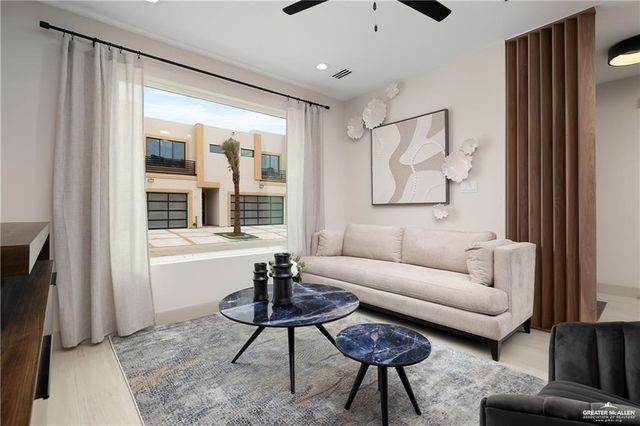 225 Canary Avenue, Mcallen, TX 78504